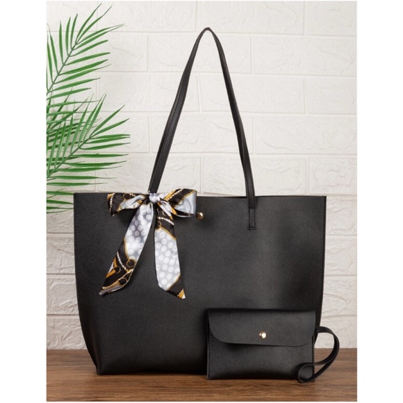 Bellanblue Handbags - Black Classic Shoulder Clutch Bag Set Minimalist Vegan Leather